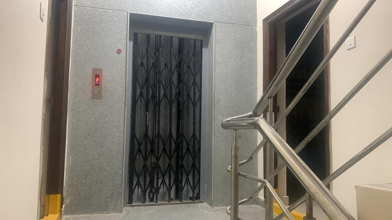 Homewood Suites Hyderabad Esterno foto