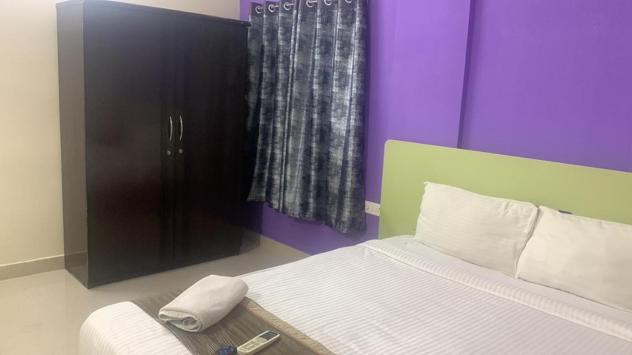 Homewood Suites Hyderabad Esterno foto