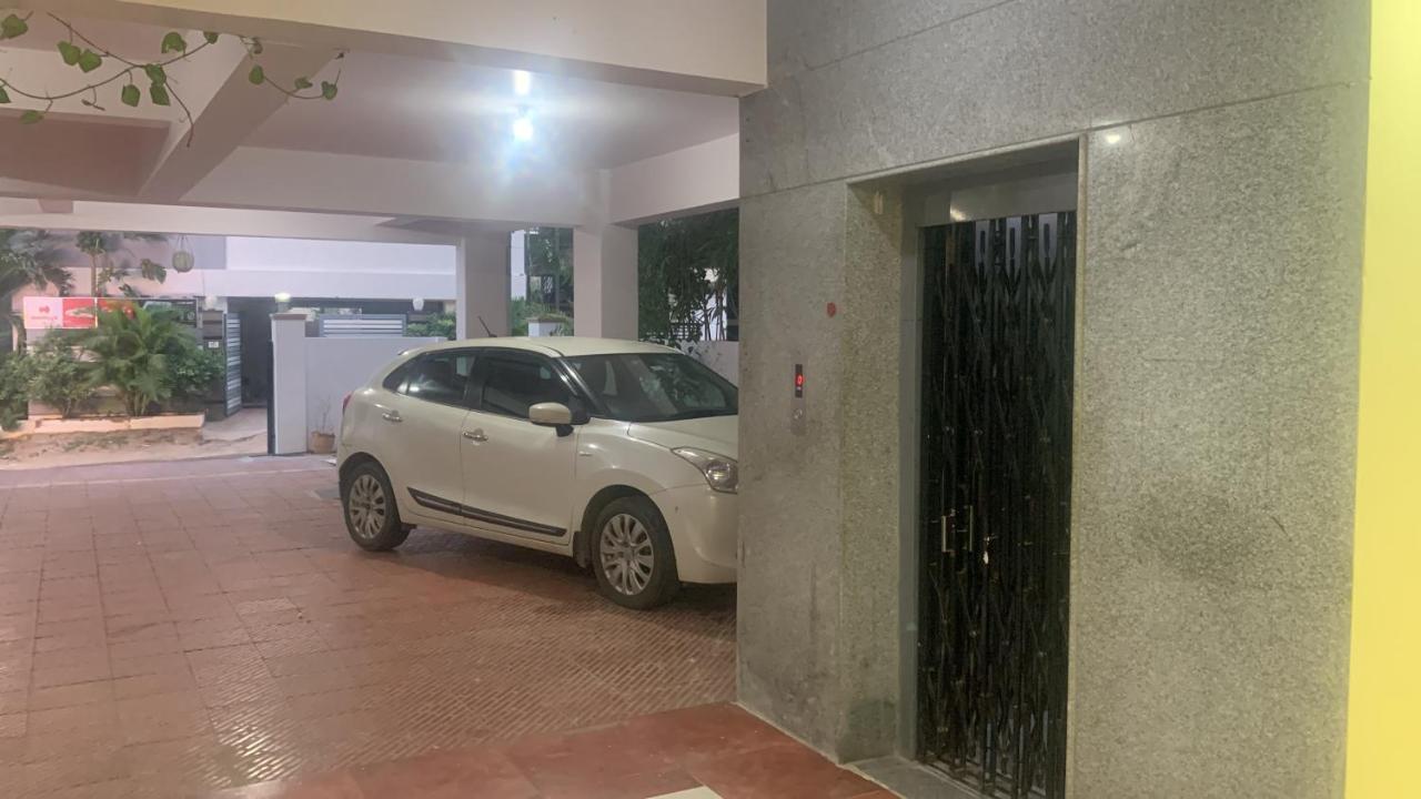 Homewood Suites Hyderabad Esterno foto