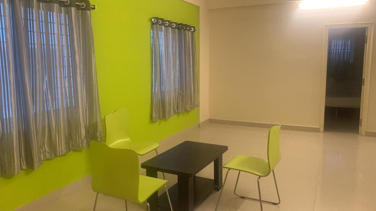 Homewood Suites Hyderabad Esterno foto